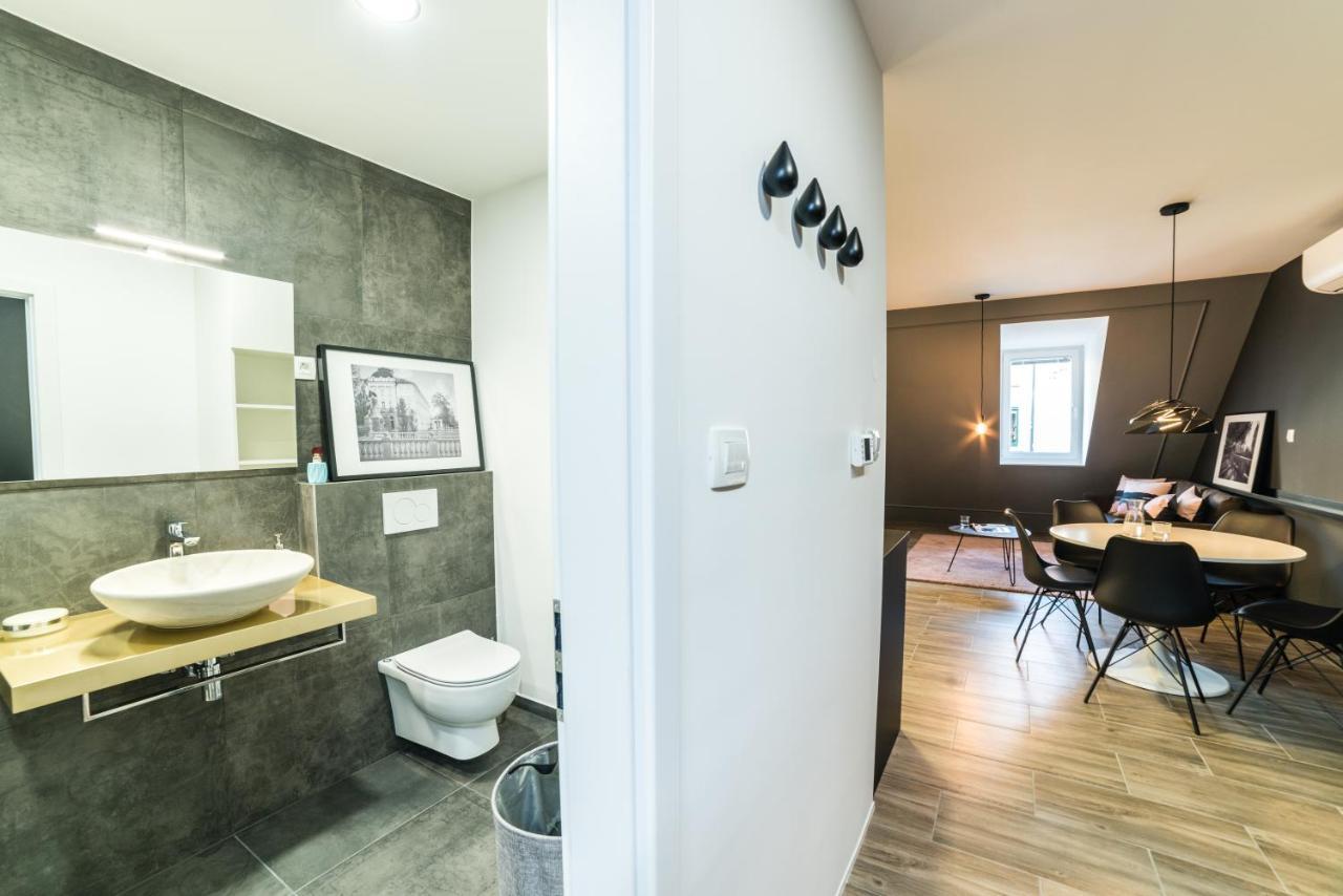 Flex Apartments Tour As Любляна Екстер'єр фото