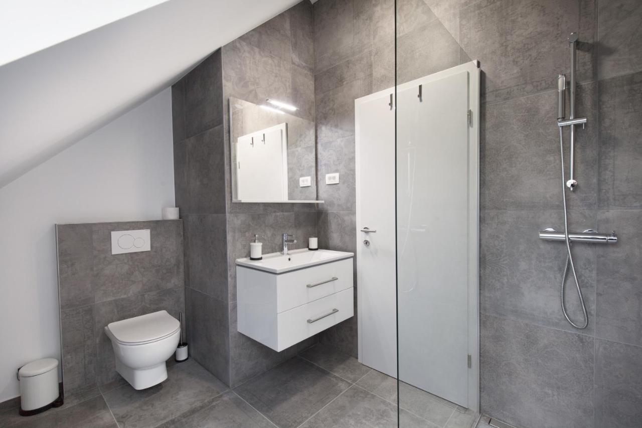 Flex Apartments Tour As Любляна Екстер'єр фото