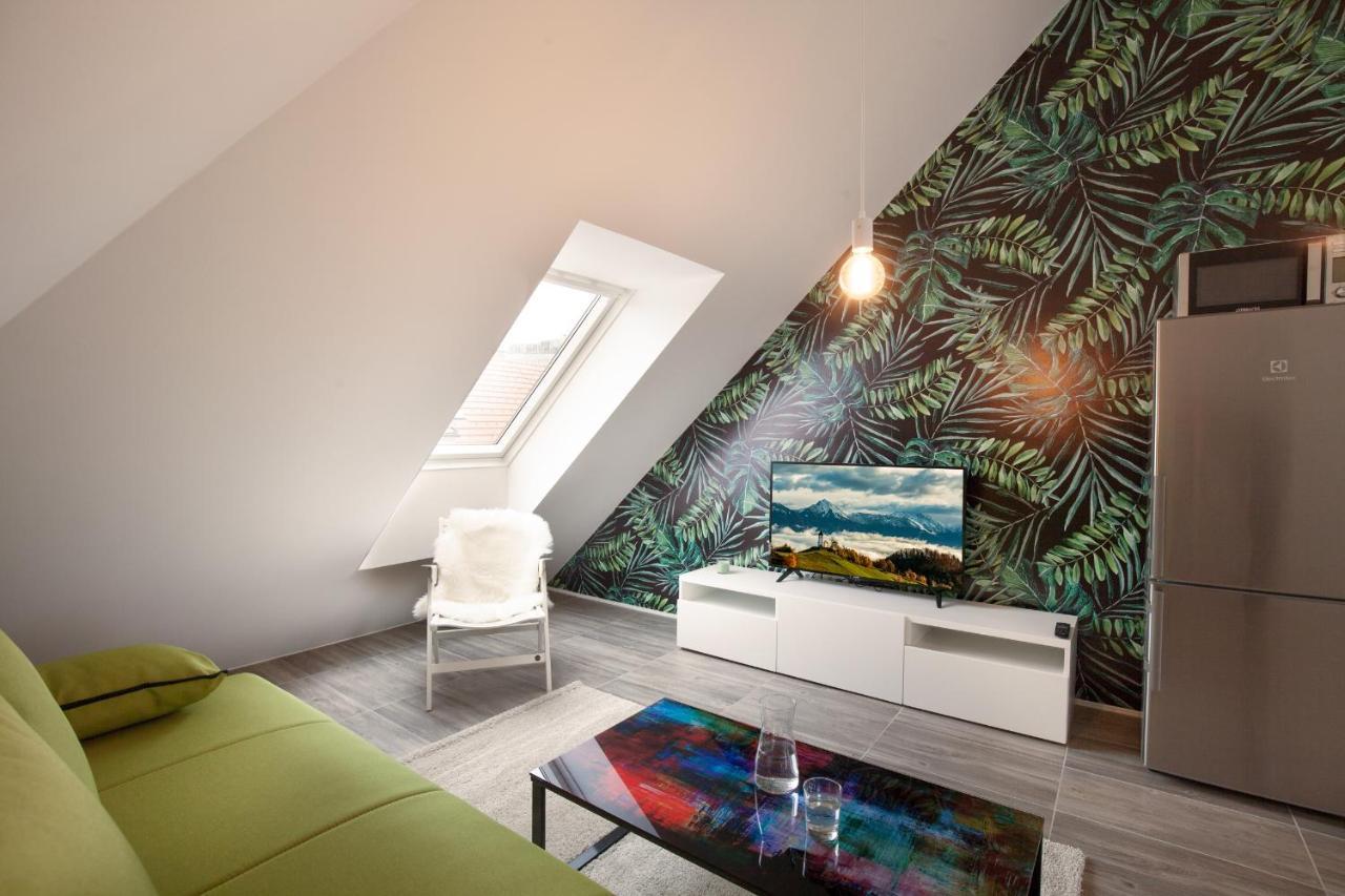 Flex Apartments Tour As Любляна Екстер'єр фото