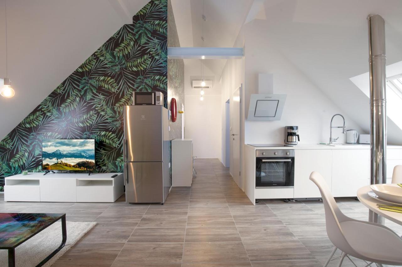 Flex Apartments Tour As Любляна Екстер'єр фото